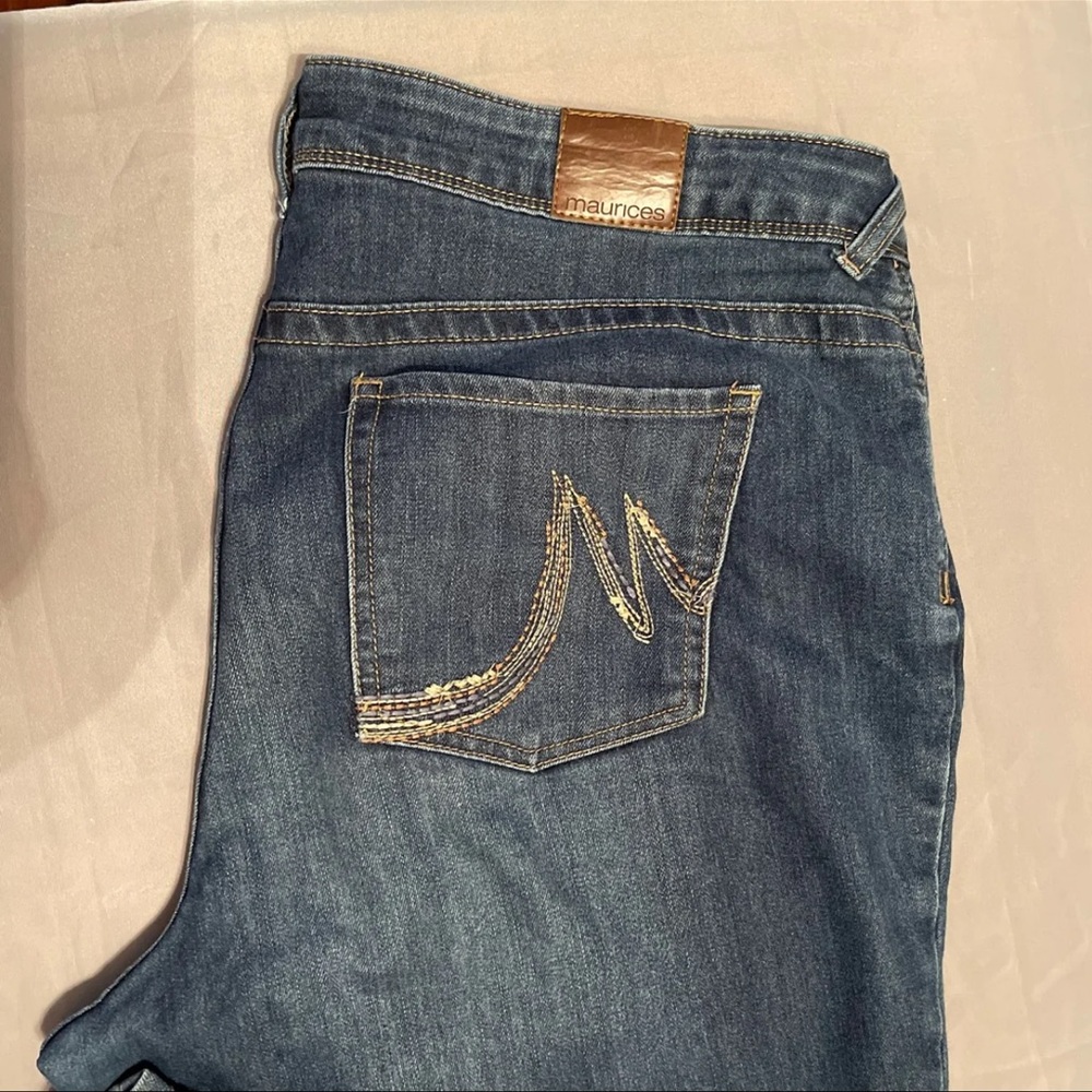 Maurice’s Women’s Slim Bootcut Jeans.  Size 18 Short